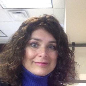 Meet your Posher, Lori